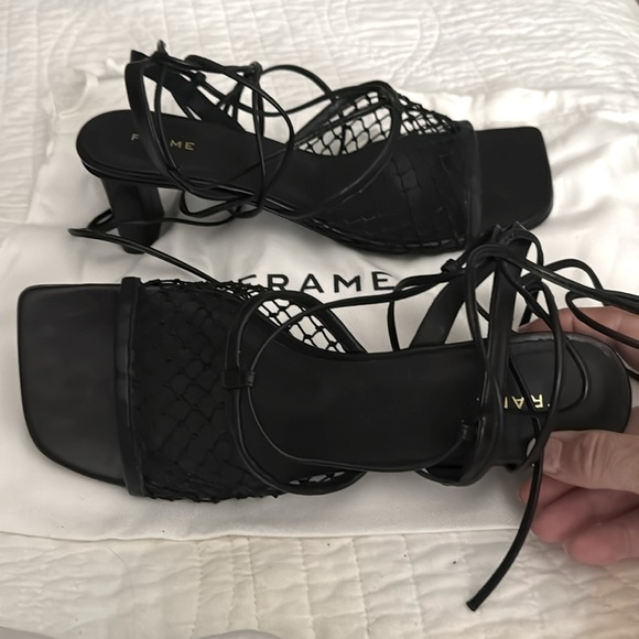 FRAME Le Adelaide Crochet Lace Up Sandal Sz 38.5 - Picture 10 of 11
